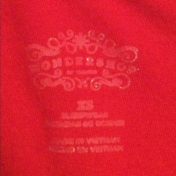 Lady Doe pajama top. - Picture 3 of 3